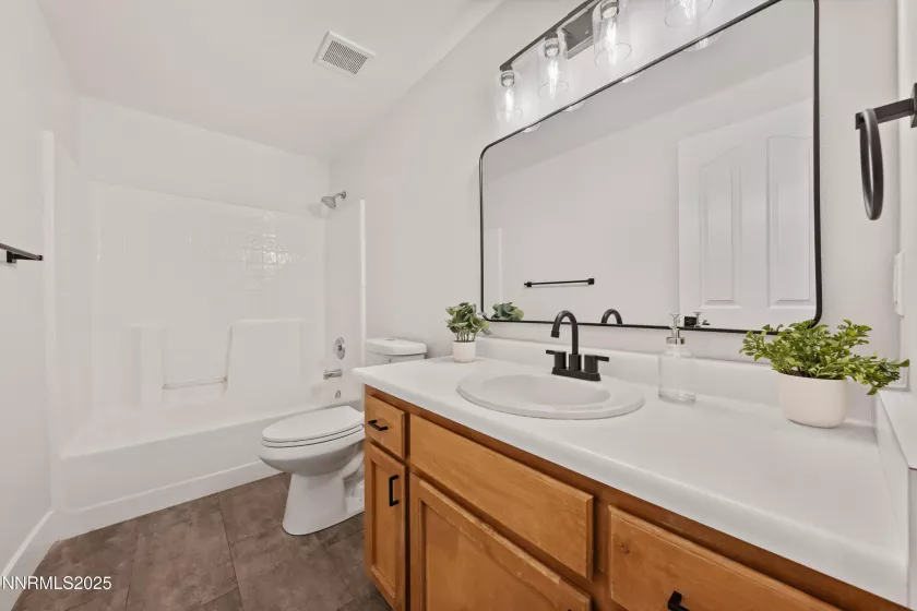 583 Yellow Jacket, Dayton, Nevada 89403, 3 Bedrooms Bedrooms, ,2 BathroomsBathrooms,Residential,Residential,Yellow Jacket,250050139