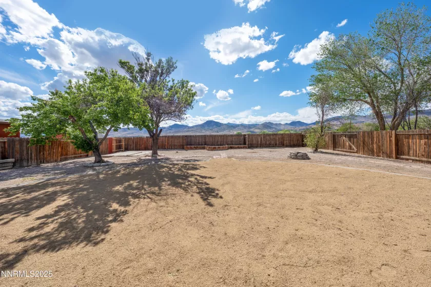 583 Yellow Jacket, Dayton, Nevada 89403, 3 Bedrooms Bedrooms, ,2 BathroomsBathrooms,Residential,Residential,Yellow Jacket,250050139