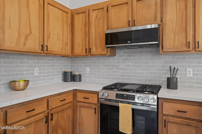 583 Yellow Jacket, Dayton, Nevada 89403, 3 Bedrooms Bedrooms, ,2 BathroomsBathrooms,Residential,Residential,Yellow Jacket,250050139