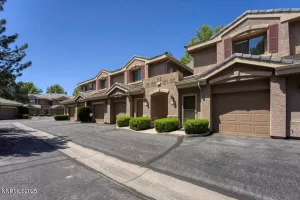 900 Meadows, Reno, Nevada 89521, 2 Bedrooms Bedrooms, ,2 BathroomsBathrooms,Residential,Residential,Meadows,250050140