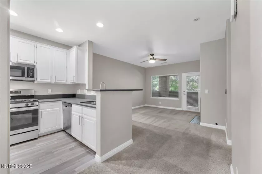 900 Meadows, Reno, Nevada 89521, 2 Bedrooms Bedrooms, ,2 BathroomsBathrooms,Residential,Residential,Meadows,250050140
