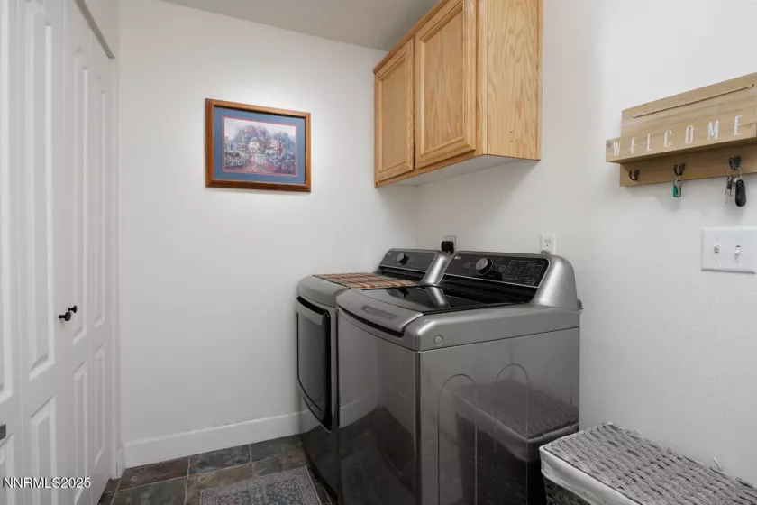 240 Mary Lou, Fernley, Nevada 89408, 3 Bedrooms Bedrooms, ,3 BathroomsBathrooms,Residential,Residential,Mary Lou,250050147