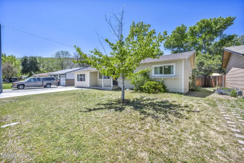 218 Albany, Carson City, Nevada 89703, 2 Bedrooms Bedrooms, ,1 BathroomBathrooms,Residential,Residential,Albany,250050160