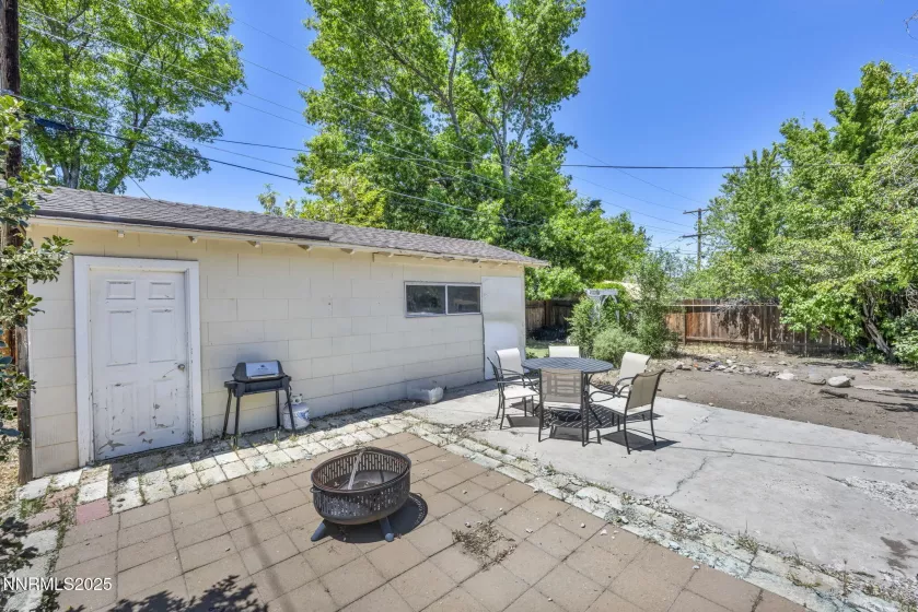 218 Albany, Carson City, Nevada 89703, 2 Bedrooms Bedrooms, ,1 BathroomBathrooms,Residential,Residential,Albany,250050160