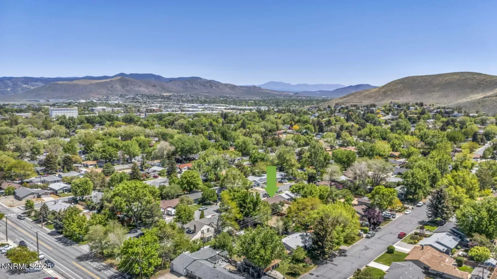 218 Albany, Carson City, Nevada 89703, 2 Bedrooms Bedrooms, ,1 BathroomBathrooms,Residential,Residential,Albany,250050160