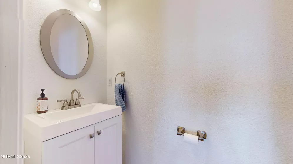 5895 Brooke, Winnemucca, Nevada 89445, 5 Bedrooms Bedrooms, ,4 BathroomsBathrooms,Residential,Residential,Brooke,250050162