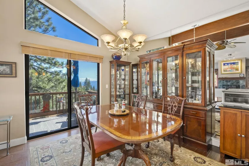 400 Fairview, Incline Village, Nevada 89451, 4 Bedrooms Bedrooms, ,4 BathroomsBathrooms,Residential,Residential,Fairview,250002304