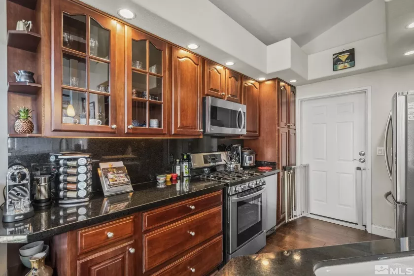 400 Fairview, Incline Village, Nevada 89451, 4 Bedrooms Bedrooms, ,4 BathroomsBathrooms,Residential,Residential,Fairview,250002304