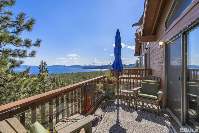 400 Fairview, Incline Village, Nevada 89451, 4 Bedrooms Bedrooms, ,4 BathroomsBathrooms,Residential,Residential,Fairview,250002304