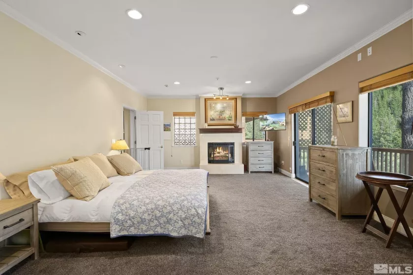 400 Fairview, Incline Village, Nevada 89451, 4 Bedrooms Bedrooms, ,4 BathroomsBathrooms,Residential,Residential,Fairview,250002304
