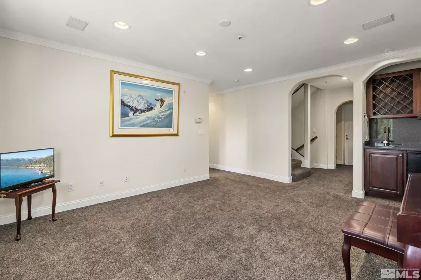 400 Fairview, Incline Village, Nevada 89451, 4 Bedrooms Bedrooms, ,4 BathroomsBathrooms,Residential,Residential,Fairview,250002304