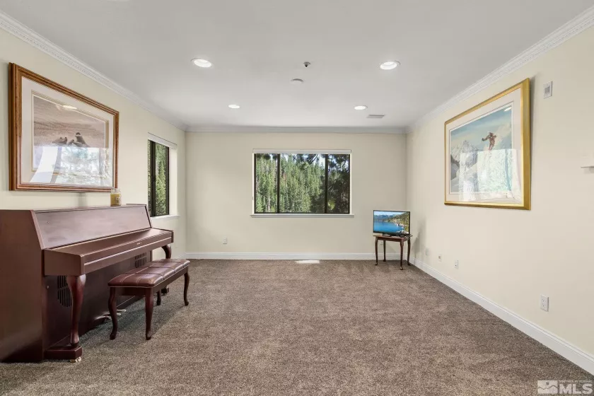 400 Fairview, Incline Village, Nevada 89451, 4 Bedrooms Bedrooms, ,4 BathroomsBathrooms,Residential,Residential,Fairview,250002304