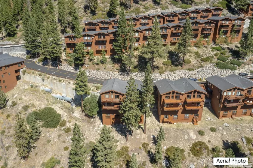 400 Fairview, Incline Village, Nevada 89451, 4 Bedrooms Bedrooms, ,4 BathroomsBathrooms,Residential,Residential,Fairview,250002304