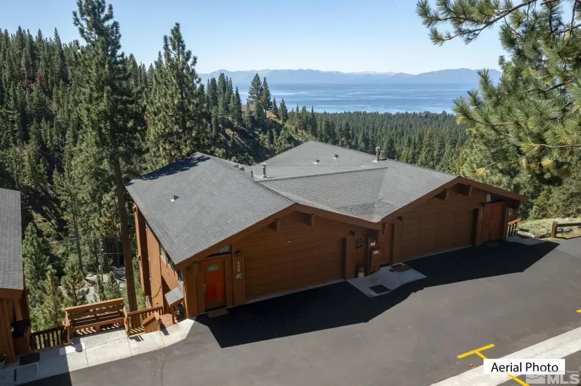 400 Fairview, Incline Village, Nevada 89451, 4 Bedrooms Bedrooms, ,4 BathroomsBathrooms,Residential,Residential,Fairview,250002304