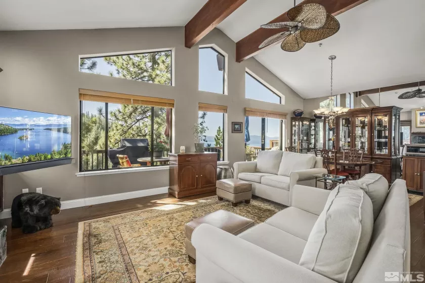 400 Fairview, Incline Village, Nevada 89451, 4 Bedrooms Bedrooms, ,4 BathroomsBathrooms,Residential,Residential,Fairview,250002304