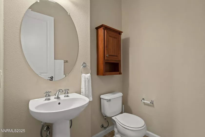 9900 Wilbur May, Reno, Nevada 89521, 3 Bedrooms Bedrooms, ,3 BathroomsBathrooms,Residential,Residential,Wilbur May,250050170