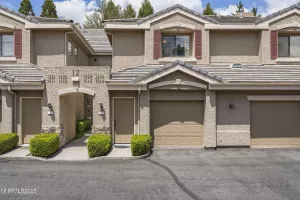 900 Meadows, Reno, Nevada 89521, 2 Bedrooms Bedrooms, ,2 BathroomsBathrooms,Residential,Residential,Meadows,250050171
