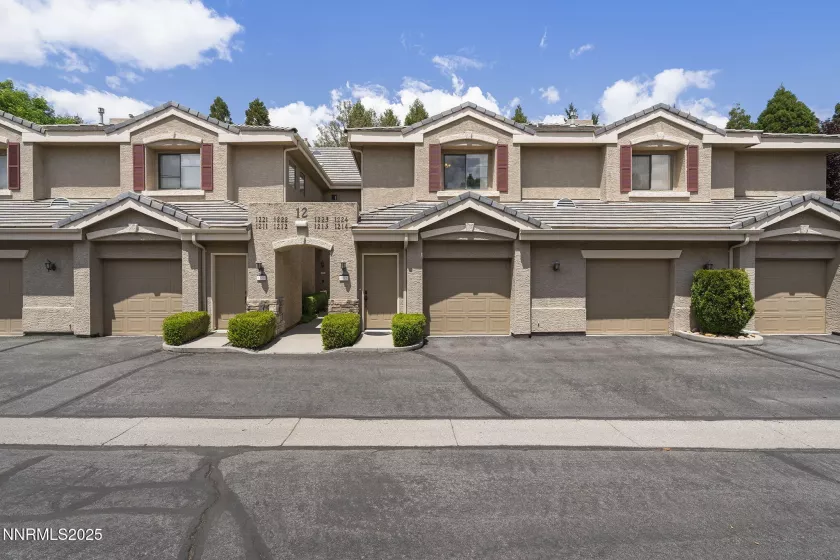 900 Meadows, Reno, Nevada 89521, 2 Bedrooms Bedrooms, ,2 BathroomsBathrooms,Residential,Residential,Meadows,250050171