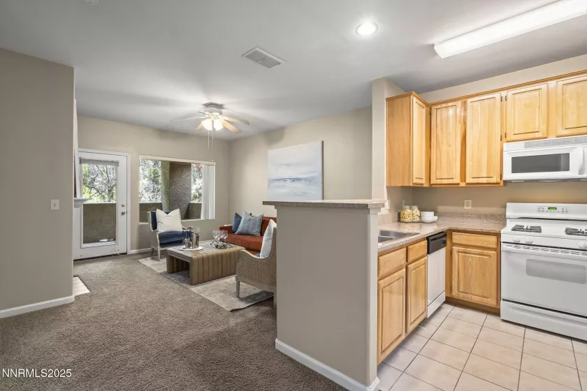 900 Meadows, Reno, Nevada 89521, 2 Bedrooms Bedrooms, ,2 BathroomsBathrooms,Residential,Residential,Meadows,250050171