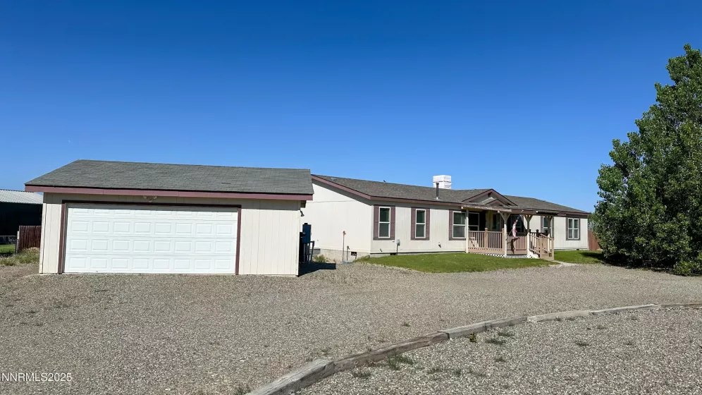 6440 Germain, Winnemucca, Nevada 89445, 3 Bedrooms Bedrooms, ,2 BathroomsBathrooms,Residential,Residential,Germain,250050169