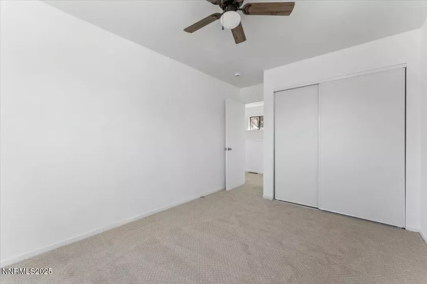 983 Glen Meadow, Sparks, Nevada 89434, 5 Bedrooms Bedrooms, ,3 BathroomsBathrooms,Residential,Residential,Glen Meadow,250050172