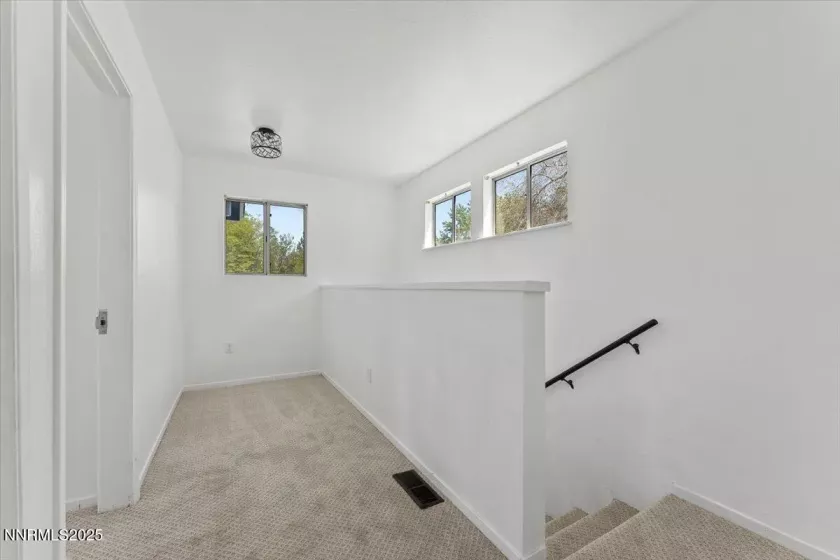 983 Glen Meadow, Sparks, Nevada 89434, 5 Bedrooms Bedrooms, ,3 BathroomsBathrooms,Residential,Residential,Glen Meadow,250050172