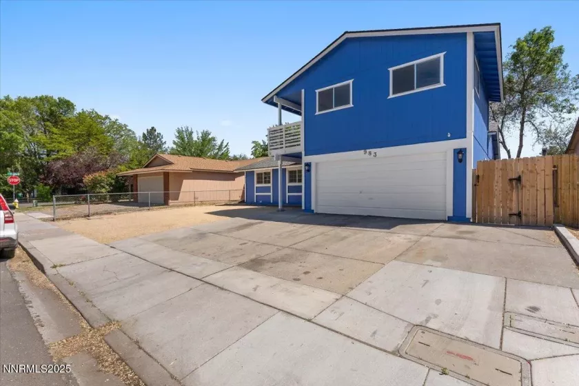 983 Glen Meadow, Sparks, Nevada 89434, 5 Bedrooms Bedrooms, ,3 BathroomsBathrooms,Residential,Residential,Glen Meadow,250050172