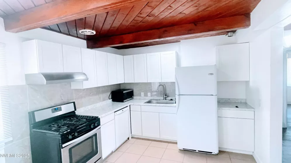 1895 Wilder, Reno, Nevada 89512, 4 Bedrooms Bedrooms, ,1 BathroomBathrooms,Residential,Residential,Wilder,240013454
