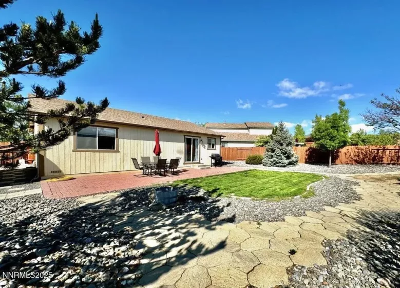 7203 Leonardo, Sun Valley, Nevada 89433, 3 Bedrooms Bedrooms, ,2 BathroomsBathrooms,Residential,Residential,Leonardo,250050177