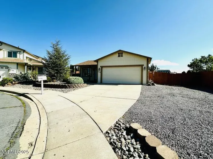 7203 Leonardo, Sun Valley, Nevada 89433, 3 Bedrooms Bedrooms, ,2 BathroomsBathrooms,Residential,Residential,Leonardo,250050177