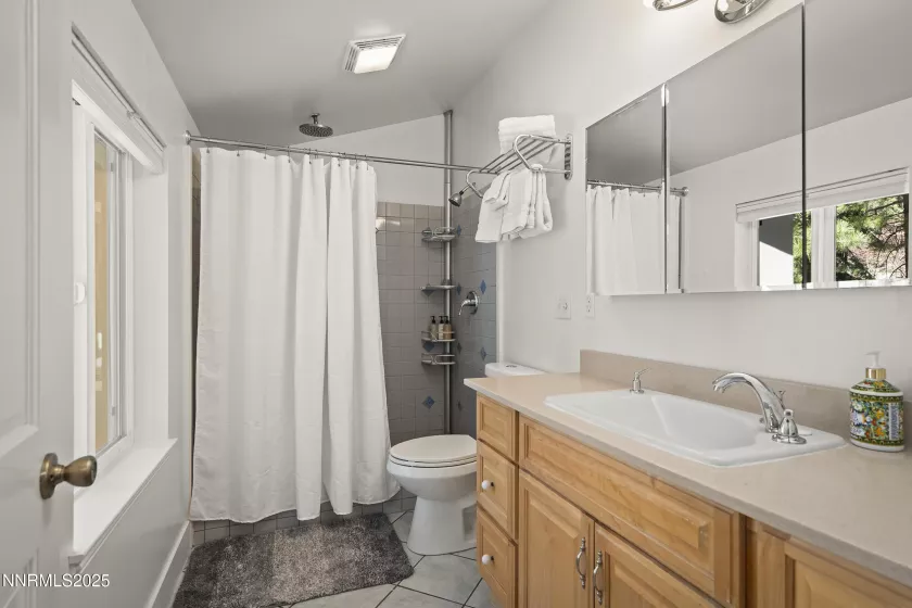 736 Kelly, Incline Village, Nevada 89451, 5 Bedrooms Bedrooms, ,5 BathroomsBathrooms,Residential,Residential,Kelly,250050182