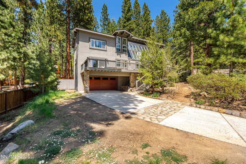 736 Kelly, Incline Village, Nevada 89451, 5 Bedrooms Bedrooms, ,5 BathroomsBathrooms,Residential,Residential,Kelly,250050182