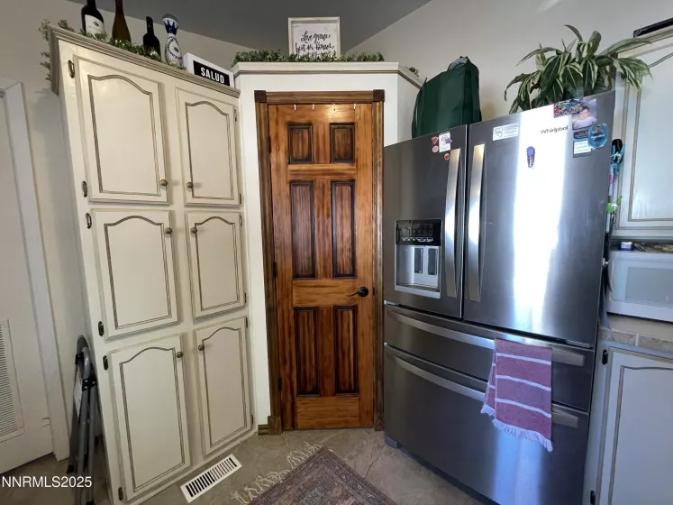 6305 Silver Knolls, Winnemucca, Nevada 89445, 3 Bedrooms Bedrooms, ,2 BathroomsBathrooms,Residential,Residential,Silver Knolls,250050184