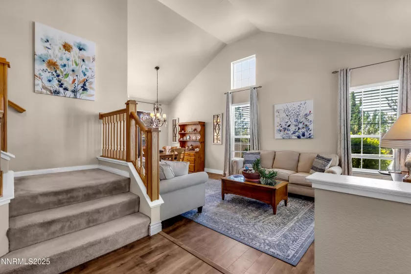 1635 Black Oak, Sparks, Nevada 89436, 5 Bedrooms Bedrooms, ,3 BathroomsBathrooms,Residential,Residential,Black Oak,250050187