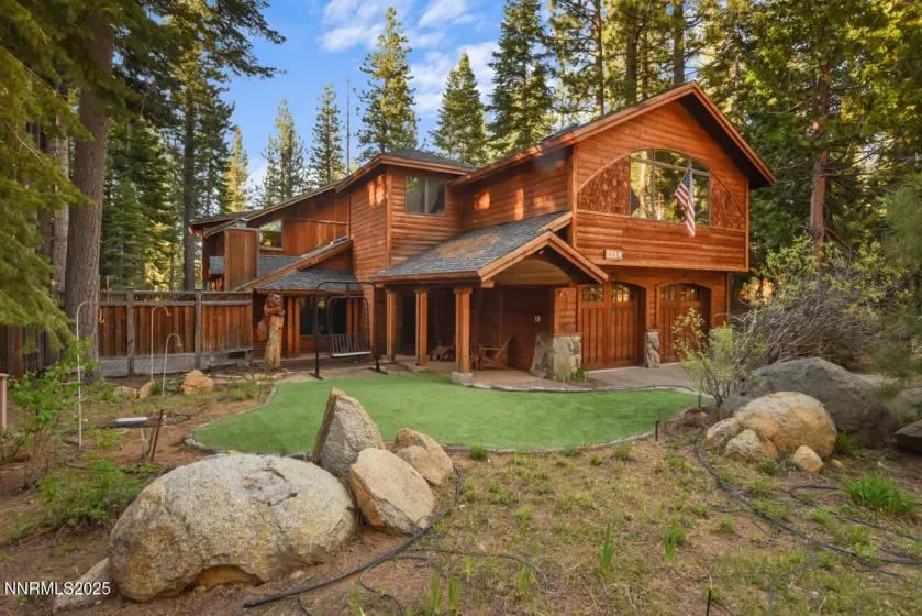 1724 Mohican, South Lake Tahoe, California 96150, 3 Bedrooms Bedrooms, ,3 BathroomsBathrooms,Residential,Residential,Mohican,250050192
