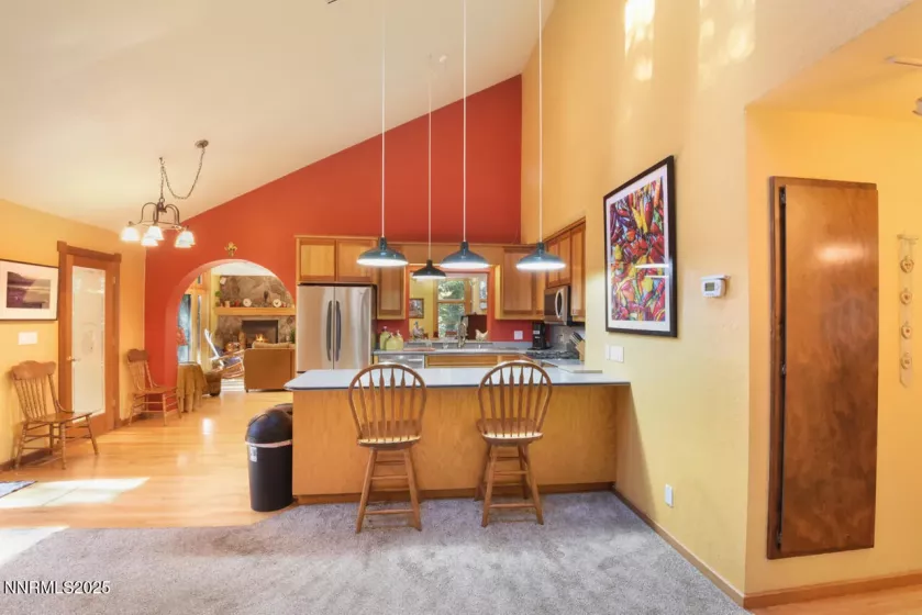 1724 Mohican, South Lake Tahoe, California 96150, 3 Bedrooms Bedrooms, ,3 BathroomsBathrooms,Residential,Residential,Mohican,250050192