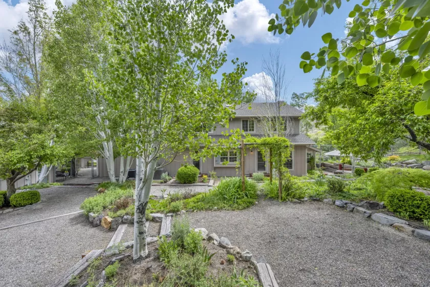 3150 Kings Canyon, Carson City, Nevada 89703, 5 Bedrooms Bedrooms, ,4 BathroomsBathrooms,Residential,Residential,Kings Canyon,250050193