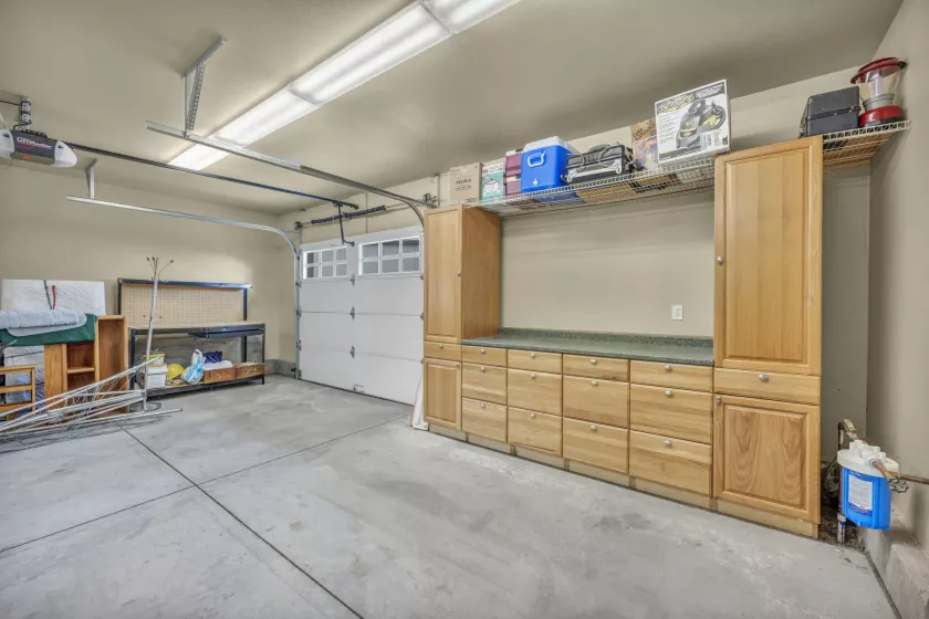 3150 Kings Canyon, Carson City, Nevada 89703, 5 Bedrooms Bedrooms, ,4 BathroomsBathrooms,Residential,Residential,Kings Canyon,250050193