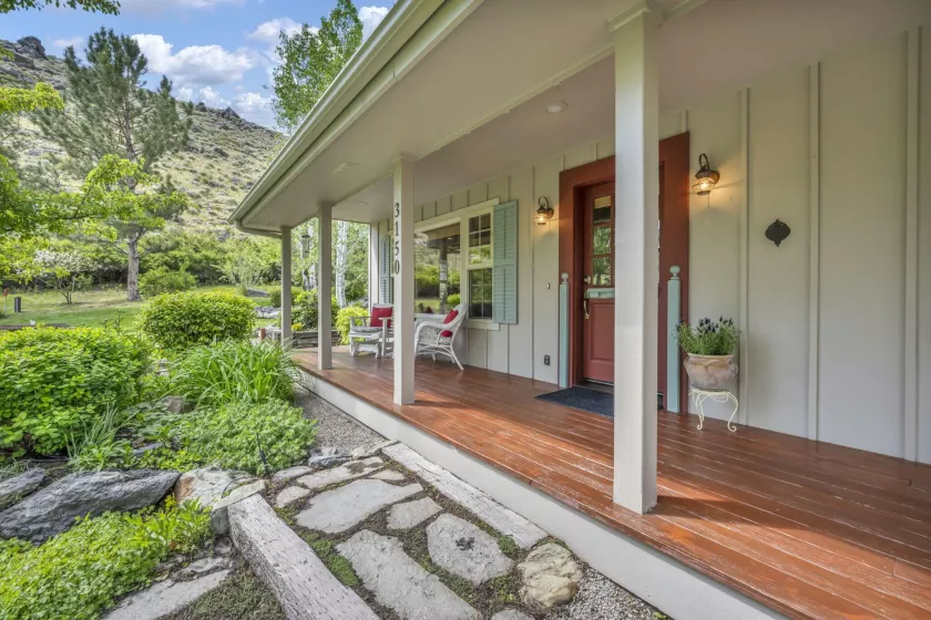 3150 Kings Canyon, Carson City, Nevada 89703, 5 Bedrooms Bedrooms, ,4 BathroomsBathrooms,Residential,Residential,Kings Canyon,250050193