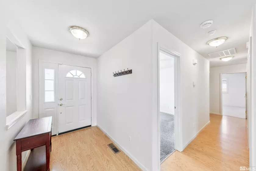 2751 Oak Ridge, Carson City, Nevada 89703, 3 Bedrooms Bedrooms, ,2 BathroomsBathrooms,Residential,Residential,Oak Ridge,250004618