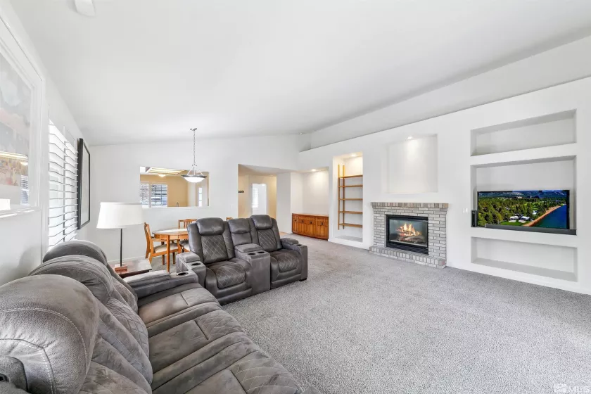 2751 Oak Ridge, Carson City, Nevada 89703, 3 Bedrooms Bedrooms, ,2 BathroomsBathrooms,Residential,Residential,Oak Ridge,250004618