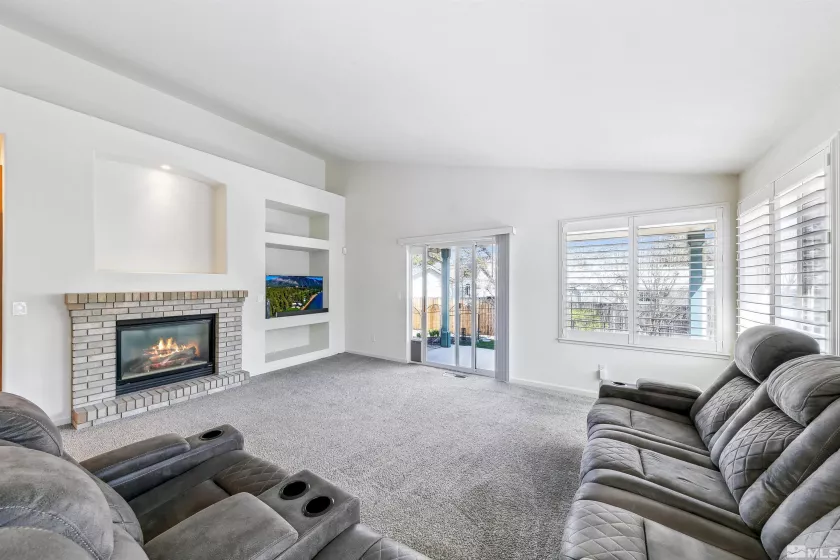 2751 Oak Ridge, Carson City, Nevada 89703, 3 Bedrooms Bedrooms, ,2 BathroomsBathrooms,Residential,Residential,Oak Ridge,250004618