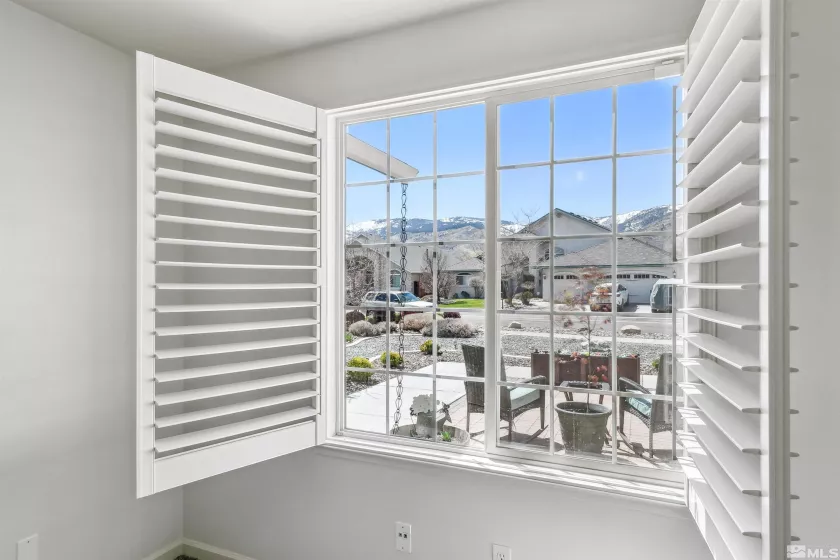 2751 Oak Ridge, Carson City, Nevada 89703, 3 Bedrooms Bedrooms, ,2 BathroomsBathrooms,Residential,Residential,Oak Ridge,250004618