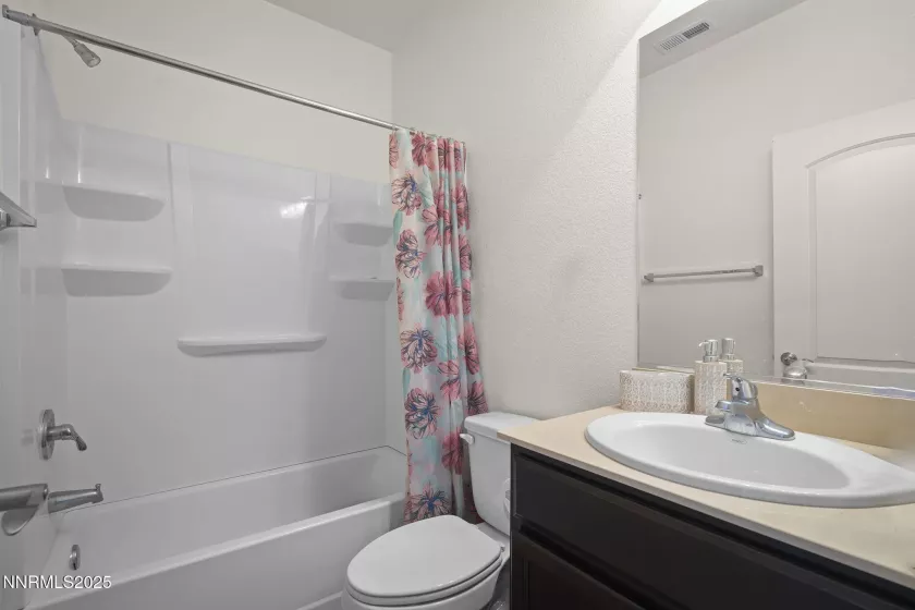 2266 Hayfield, Fernley, Nevada 89408, 4 Bedrooms Bedrooms, ,4 BathroomsBathrooms,Residential,Residential,Hayfield,250050215