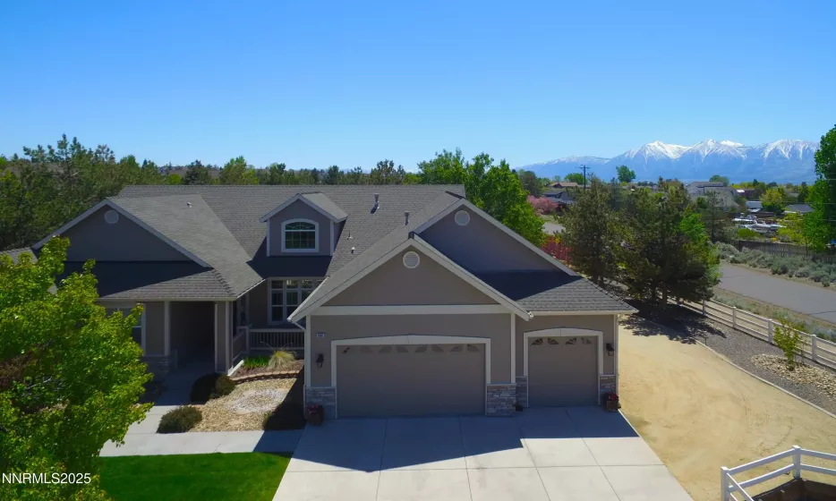 1601 Jones, Minden, Nevada 89423, 4 Bedrooms Bedrooms, ,3 BathroomsBathrooms,Residential,Residential,Jones,250050216