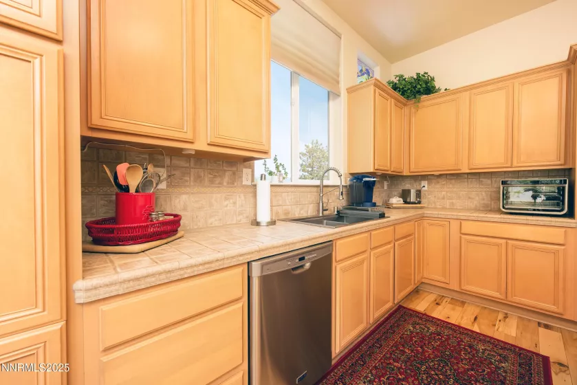 1601 Jones, Minden, Nevada 89423, 4 Bedrooms Bedrooms, ,3 BathroomsBathrooms,Residential,Residential,Jones,250050216