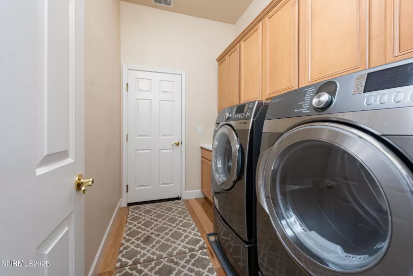 1601 Jones, Minden, Nevada 89423, 4 Bedrooms Bedrooms, ,3 BathroomsBathrooms,Residential,Residential,Jones,250050216