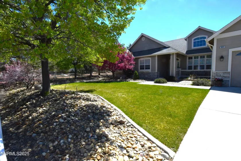 1601 Jones, Minden, Nevada 89423, 4 Bedrooms Bedrooms, ,3 BathroomsBathrooms,Residential,Residential,Jones,250050216