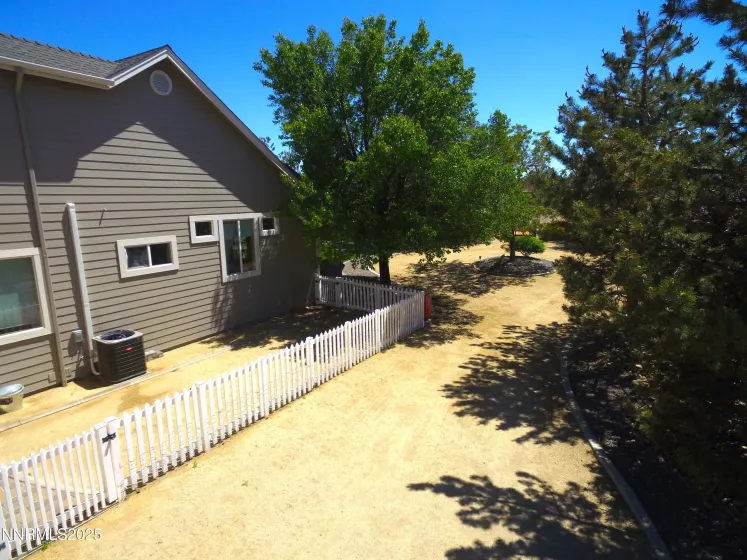 1601 Jones, Minden, Nevada 89423, 4 Bedrooms Bedrooms, ,3 BathroomsBathrooms,Residential,Residential,Jones,250050216
