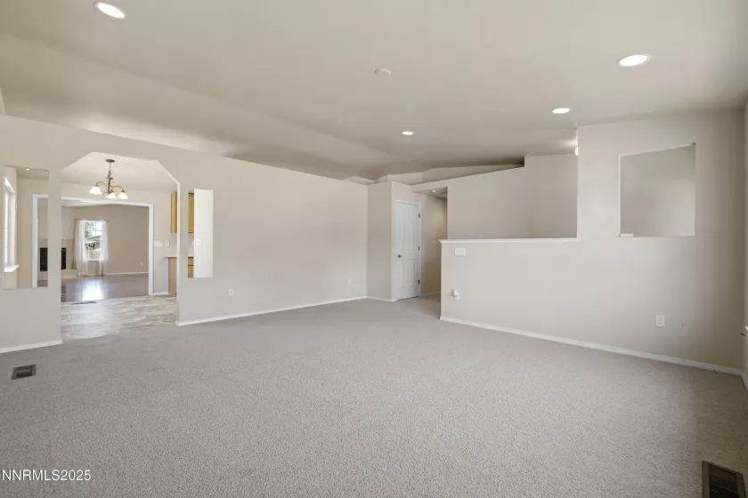 546 Yellow Jacket, Dayton, Nevada 89403, 3 Bedrooms Bedrooms, ,2 BathroomsBathrooms,Residential,Residential,Yellow Jacket,250050217